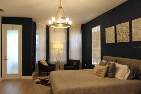 House in Kissimmee, Florida 4 bedrooms, 281.68 sq.m. № 2217269 - photo 19
