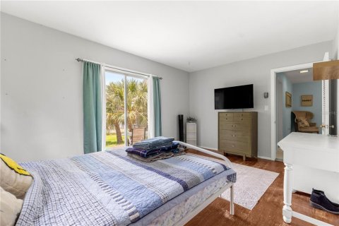 House in Lady Lake, Florida 4 bedrooms, 306.02 sq.m. № 1778680 - photo 26
