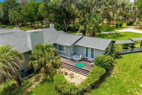 House in Lady Lake, Florida 4 bedrooms, 306.02 sq.m. № 1778680 - photo 3