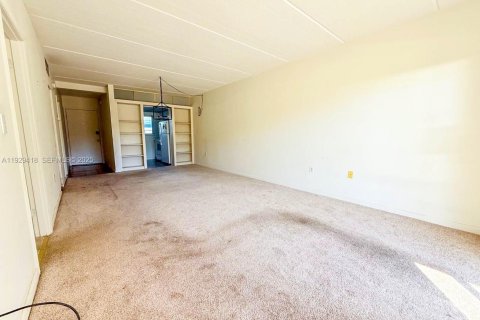 Condominio en alquiler en Venice, Florida, 2 dormitorios № 1989368 - foto 13