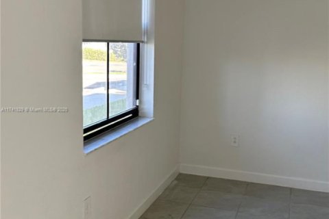 Townhouse in Homestead, Florida 3 bedrooms, 149.76 sq.m. № 1867615 - photo 22
