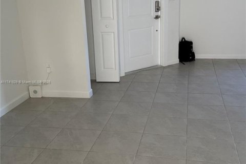 Townhouse in Homestead, Florida 3 bedrooms, 149.76 sq.m. № 1867615 - photo 20