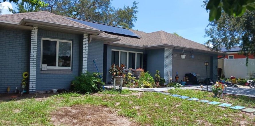 Villa ou maison à Deltona, Floride 3 chambres, 124.4 m2 № 1872896