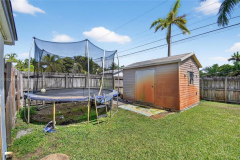 Villa ou maison à louer à Oakland Park, Floride: 3 chambres, 117.34 m2 № 1986191 - photo 23