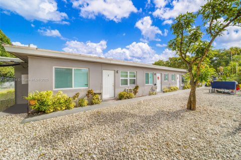 Купить коммерческую недвижимость в Опа-Локка, Флорида № 1985623 - фото 15