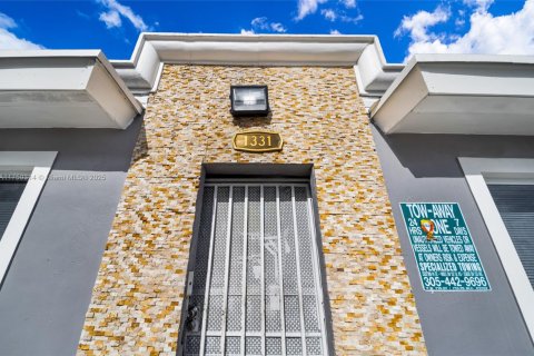 Купить коммерческую недвижимость в Опа-Локка, Флорида № 1985623 - фото 18