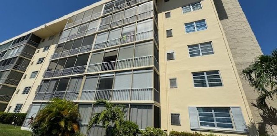 Condo in Aventura, Florida, 1 bedroom № 1209265