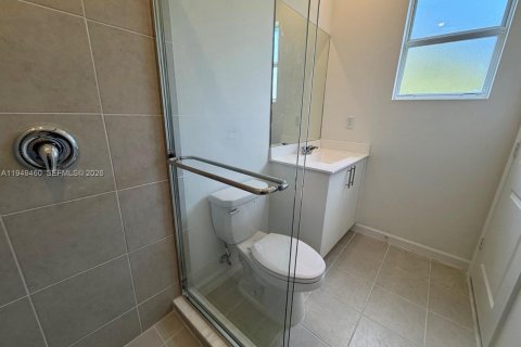 Снять в аренду таунхаус в Флорида-Сити, Флорида 3 спальни, 127.83м2, № 2005187 - фото 26