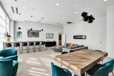 Copropriété à vendre à Miami, Floride: 2 chambres, 127.09 m2 № 2052214 - photo 18