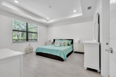 House in Lakewood Ranch, Florida 3 bedrooms, 153.29 sq.m. № 2324199 - photo 16