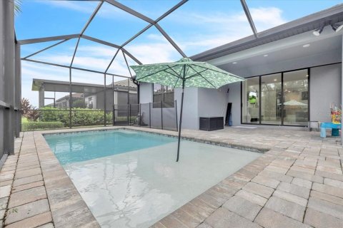 House in Lakewood Ranch, Florida 3 bedrooms, 153.29 sq.m. № 2324199 - photo 30