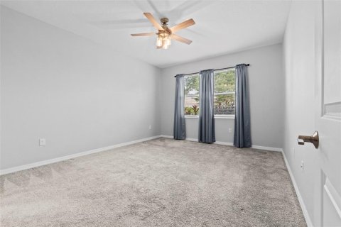 House in Haines City, Florida 4 bedrooms, 171.68 sq.m. № 1843086 - photo 12