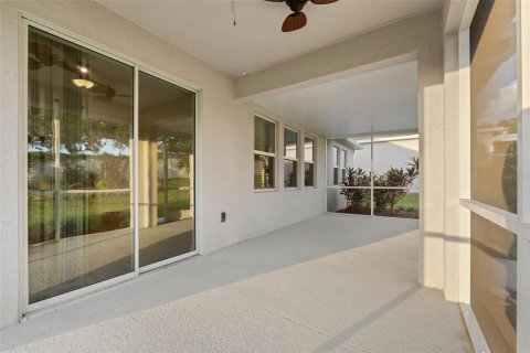 House in Haines City, Florida 4 bedrooms, 171.68 sq.m. № 1843086 - photo 29