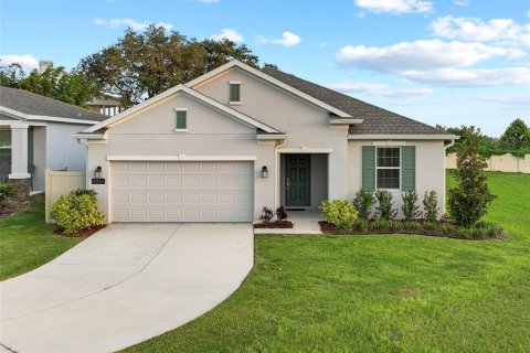 House in Haines City, Florida 4 bedrooms, 171.68 sq.m. № 1843086 - photo 1
