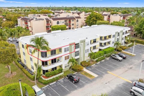 Купить кондоминиум в Майами, Флорида 2 спальни, 97.55м2, № 1984949 - фото 21