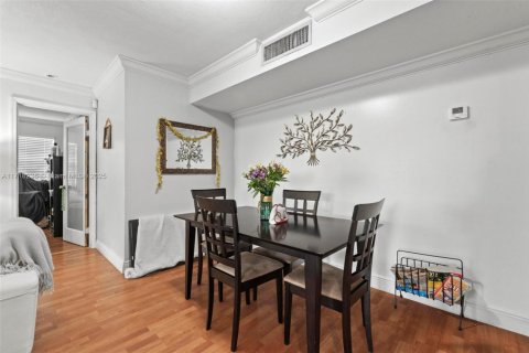 Купить кондоминиум в Майами, Флорида 2 спальни, 97.55м2, № 1984949 - фото 10