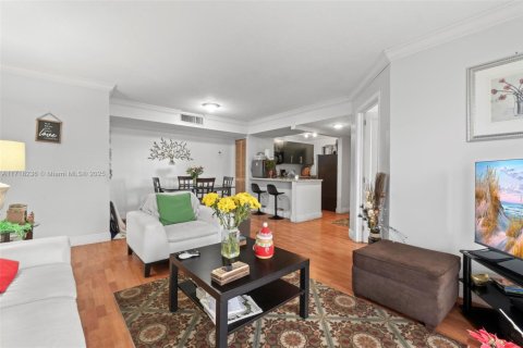 Купить кондоминиум в Майами, Флорида 2 спальни, 97.55м2, № 1984949 - фото 12