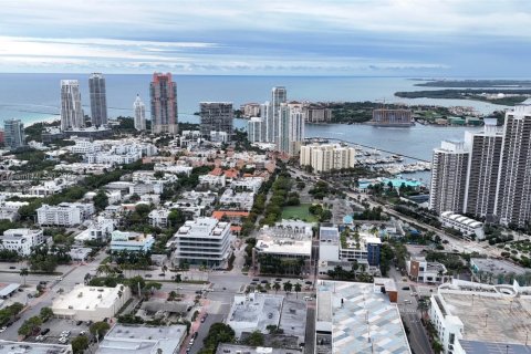 Propiedad comercial en venta en Miami Beach, Florida № 1948130 - foto 23