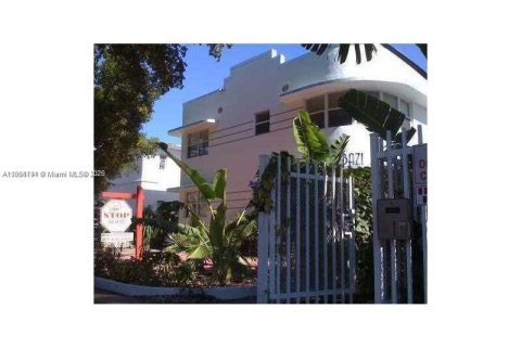 Immobilier commercial à vendre à Miami Beach, Floride № 1948130 - photo 1