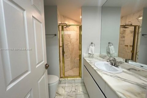 Condominio en alquiler en Aventura, Florida, 2 dormitorios, 169.08 m2 № 2011548 - foto 5