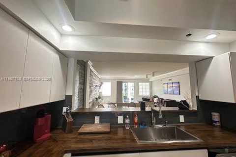 Condominio en alquiler en Aventura, Florida, 2 dormitorios, 169.08 m2 № 2011548 - foto 22