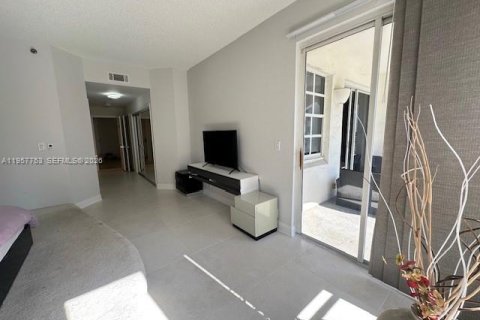 Condominio en alquiler en Aventura, Florida, 2 dormitorios, 169.08 m2 № 2011548 - foto 14