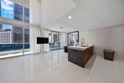 Condo in Miami, Florida, 2 bedrooms  № 1652626 - photo 5