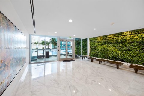 Condo in Miami, Florida, 2 bedrooms  № 1652626 - photo 28