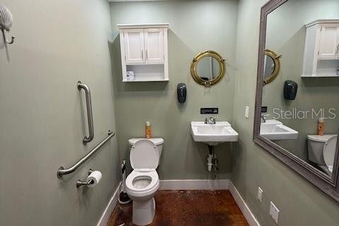 Propiedad comercial en alquiler en Davenport, Florida, 1300.63 m2 № 1840477 - foto 2