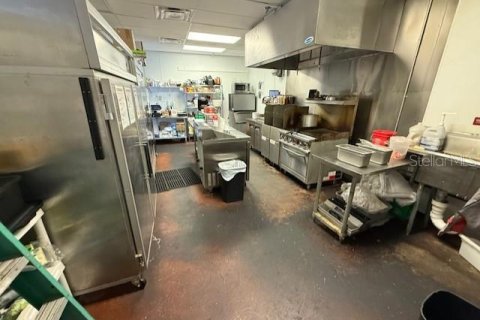 Propiedad comercial en alquiler en Davenport, Florida, 1300.63 m2 № 1840477 - foto 25