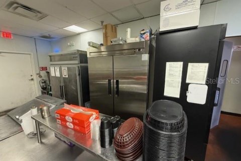 Propiedad comercial en alquiler en Davenport, Florida, 1300.63 m2 № 1840477 - foto 19
