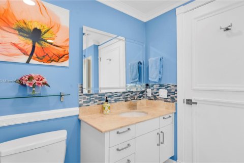 Снять в аренду кондоминиум в Норт-Бей-Виллидж, Флорида 3 спальни, 159.05м2, № 2034371 - фото 29