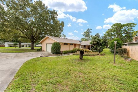 House in Ocala, Florida 3 bedrooms, 164.25 sq.m. № 1844862 - photo 4