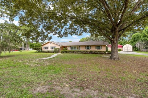 House in Ocala, Florida 3 bedrooms, 164.25 sq.m. № 1844862 - photo 3