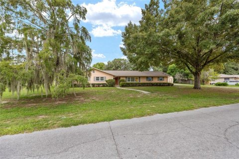 House in Ocala, Florida 3 bedrooms, 164.25 sq.m. № 1844862 - photo 2
