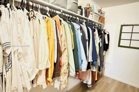 Condo in Plantation, Florida, 2 bedrooms  № 2054296 - photo 18