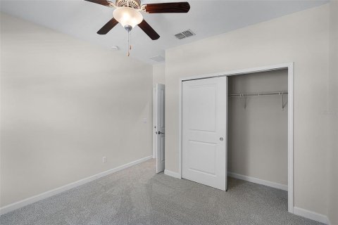 House in Land O' Lakes, Florida 5 bedrooms, 305.74 sq.m. № 1907208 - photo 18
