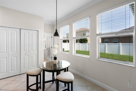 House in Land O' Lakes, Florida 5 bedrooms, 305.74 sq.m. № 1907208 - photo 11
