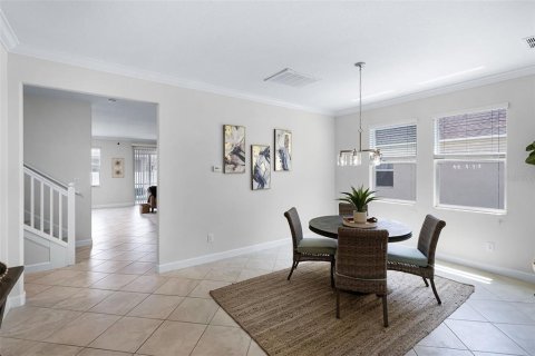 House in Land O' Lakes, Florida 5 bedrooms, 305.74 sq.m. № 1907208 - photo 4