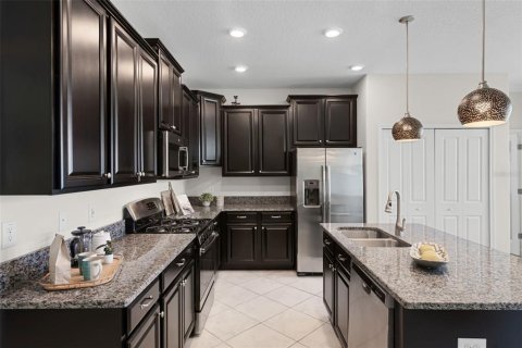 House in Land O' Lakes, Florida 5 bedrooms, 305.74 sq.m. № 1907208 - photo 13