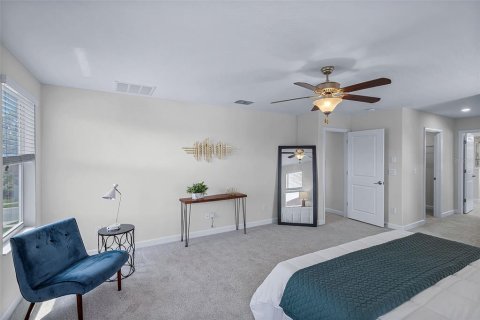House in Land O' Lakes, Florida 5 bedrooms, 305.74 sq.m. № 1907208 - photo 26