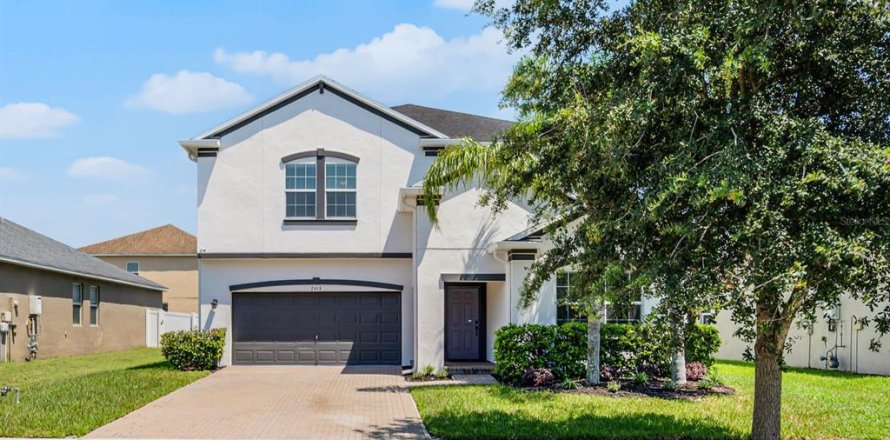 House in Land O' Lakes, Florida 5 bedrooms, 305.74 sq.m. № 1907208