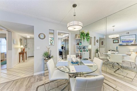 Condominio en venta en Bradenton, Florida, 2 dormitorios, 93 m2 № 2211620 - foto 20