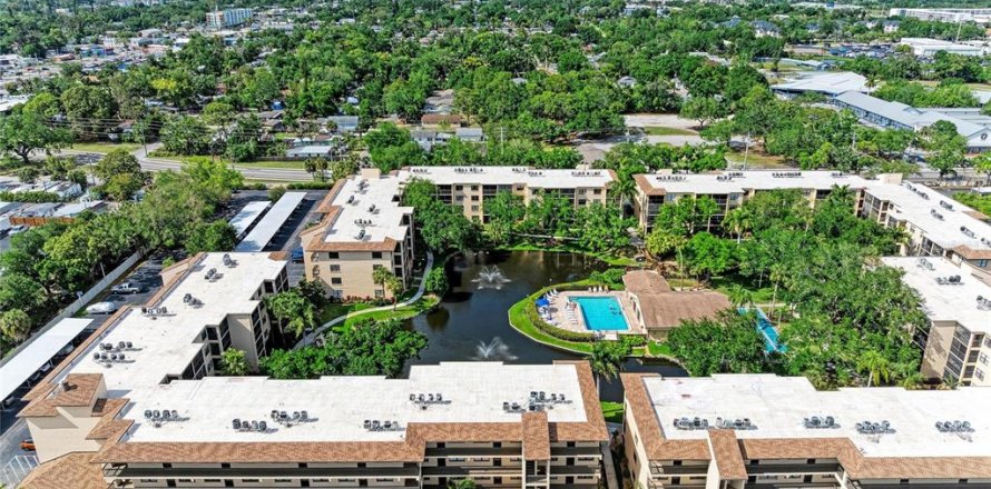 Condominio en Bradenton, Florida, 2 dormitorios № 2211620