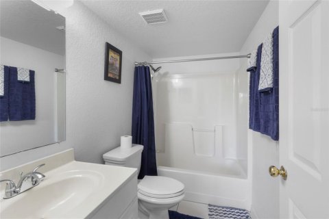 Condo in Punta Gorda, Florida, 2 bedrooms  № 1885180 - photo 13
