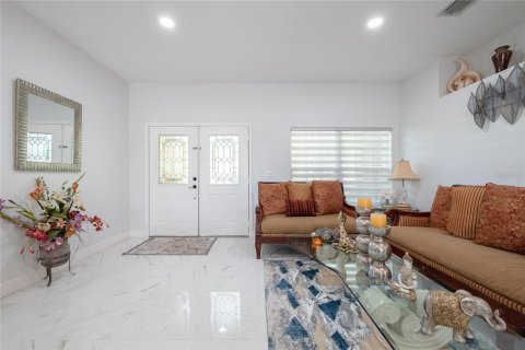 House in Kissimmee, Florida 3 bedrooms, 148.09 sq.m. № 1886906 - photo 5