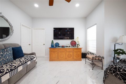 House in Kissimmee, Florida 3 bedrooms, 148.09 sq.m. № 1886906 - photo 11