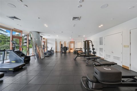 Condo in Miami, Florida, 2 bedrooms  № 2081123 - photo 22