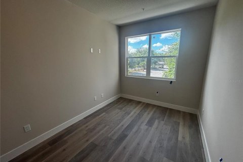 Condominio en venta en Orlando, Florida, 2 dormitorios, 83.61 m2 № 2157881 - foto 13