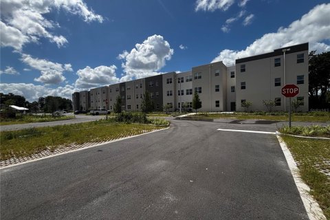 Condominio en Orlando, Florida, 2 dormitorios  № 2157881